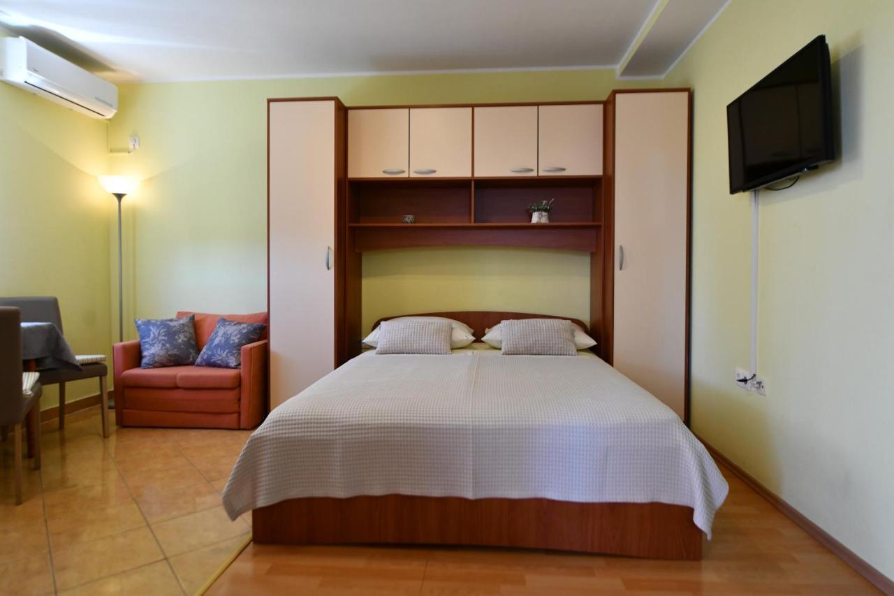 Apartment Vila Miranda Vodice Bagian luar foto