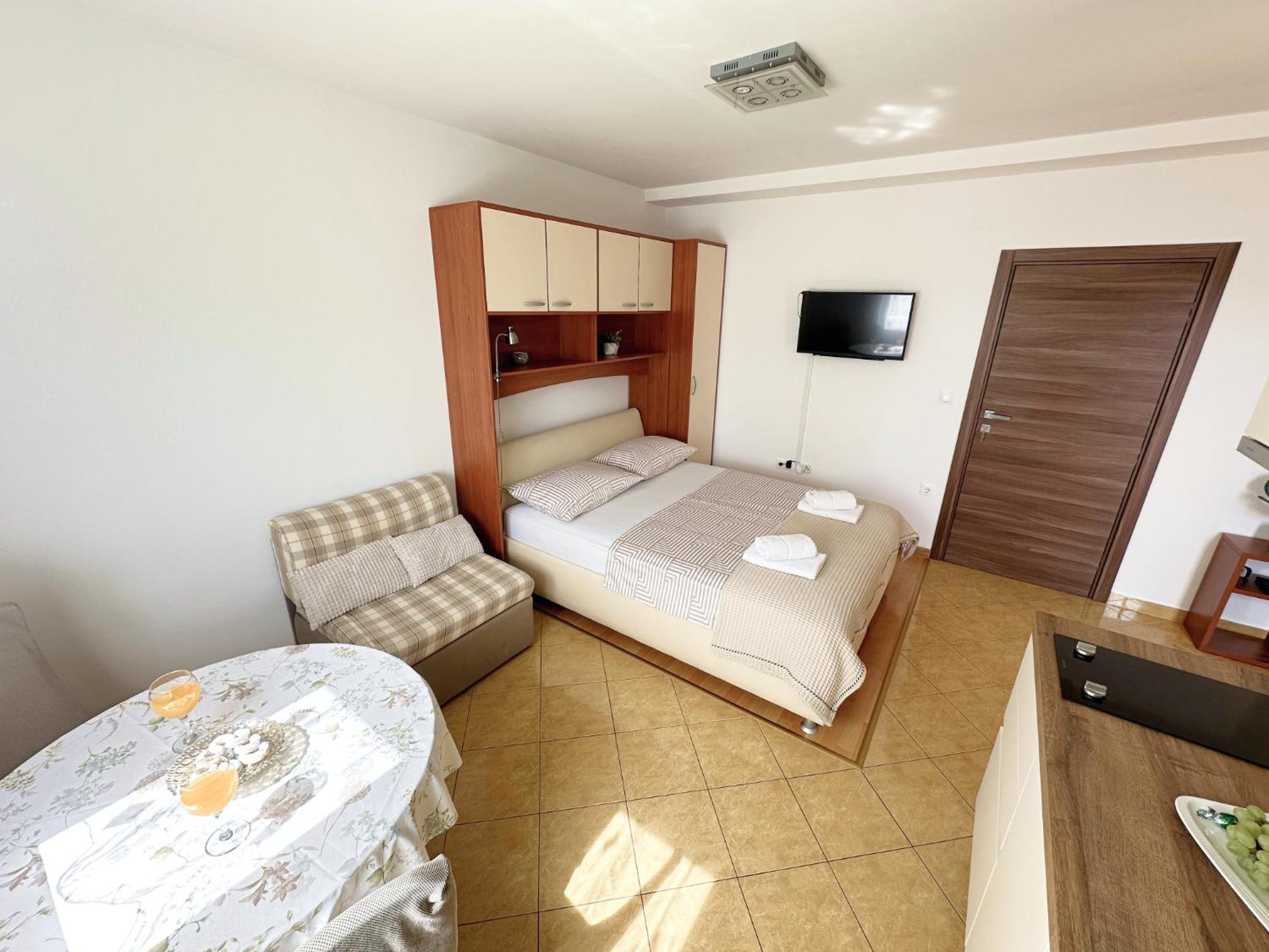 Apartment Vila Miranda Vodice Bagian luar foto