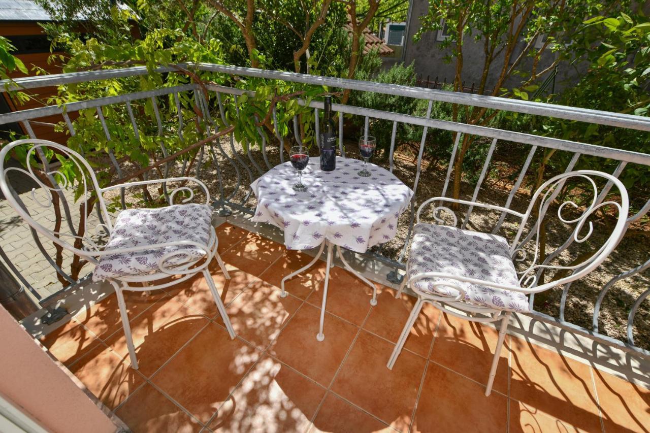 Apartment Vila Miranda Vodice Bagian luar foto