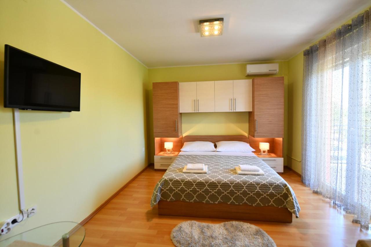 Apartment Vila Miranda Vodice Bagian luar foto